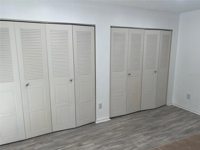 Building Photo - 2400 Winding Creek Blvd