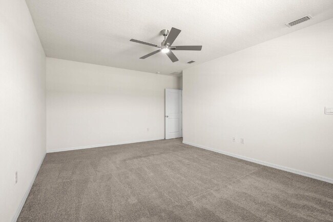 Building Photo - Home For Rent in Wesley Chapel!