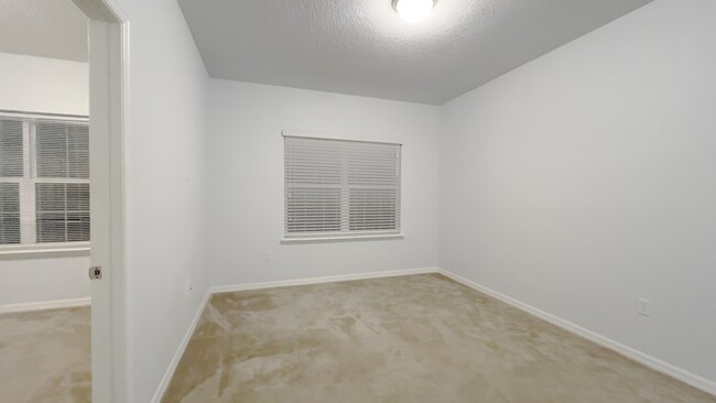 Building Photo - 1088 Avila Ln