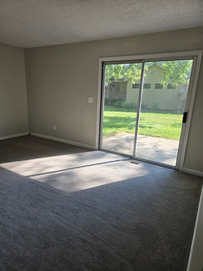 Building Photo - 522-524 Holderman Pl.