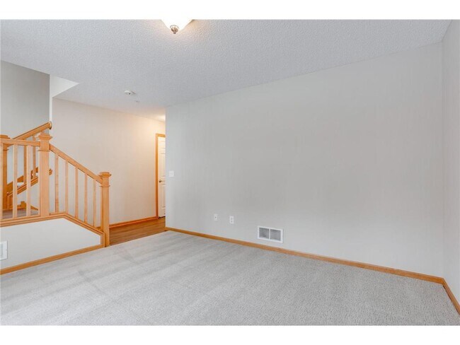 Building Photo - 8457 Emery Pkwy N