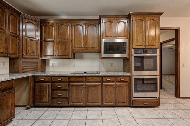 Building Photo - 7201 NW 150th St