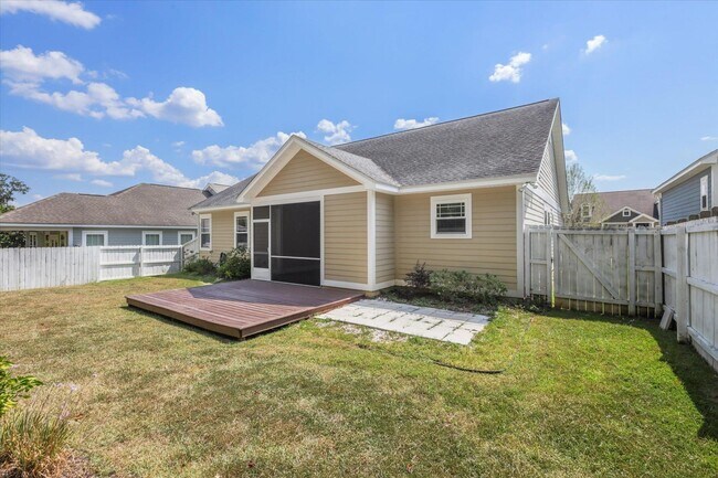 Building Photo - 5185 Holly Fern Trce