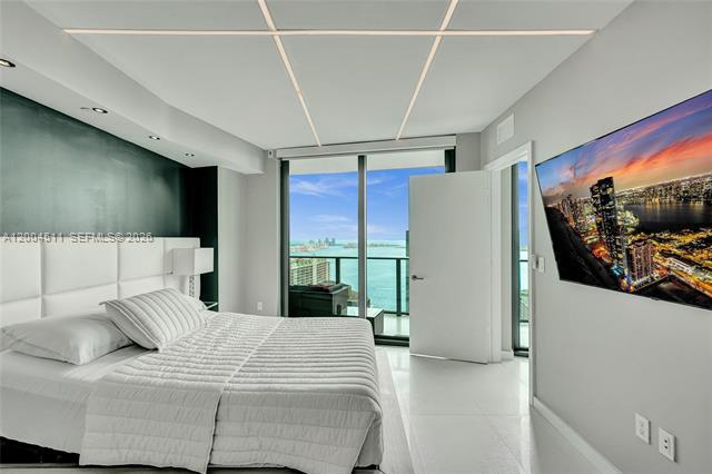 Building Photo - 1300 S Miami Ave