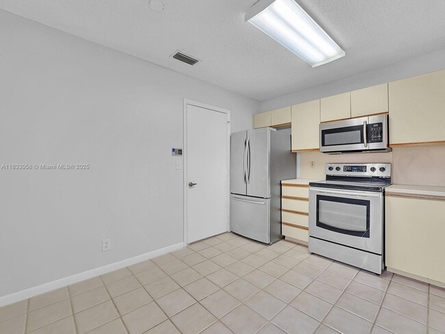 Building Photo - 11050 Nautilus Dr