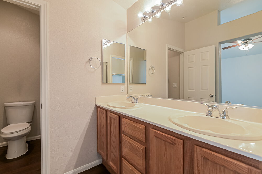 Building Photo - 6412 Yucca Ridge Ct