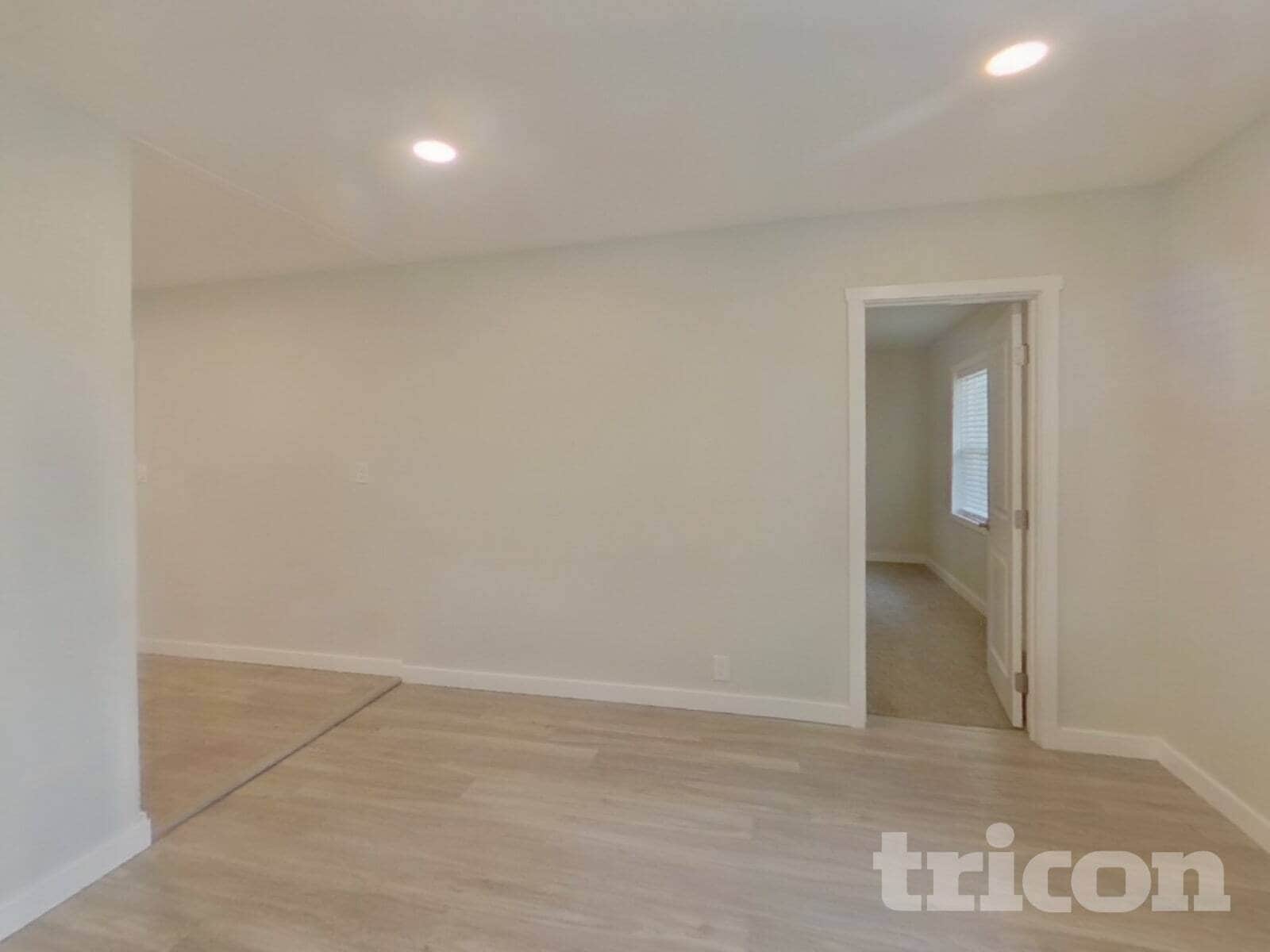 Building Photo - 1224 Norwood Ave