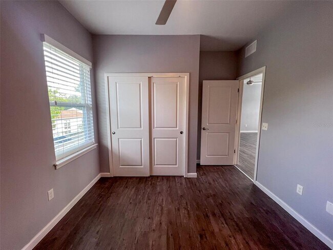 Building Photo - 204 NW 18th St