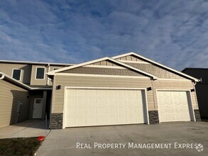 Building Photo - Brand New: 3 Bedroom 2.5 Bathroom Townhome