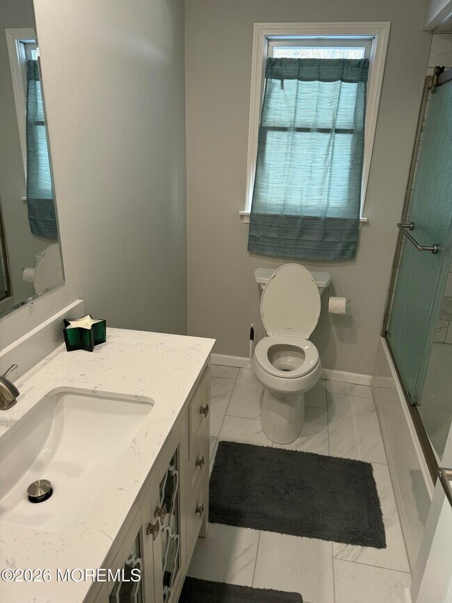 Building Photo - 45 Harbor Inn Rd