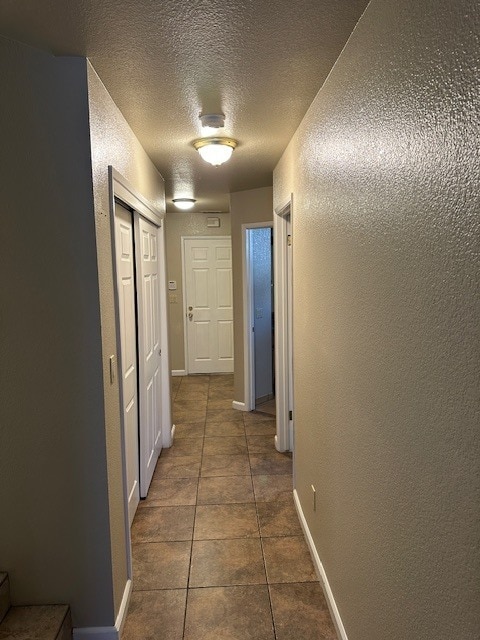 Building Photo - Modesto 5 Bedroom 3 Bathroom with a Pool