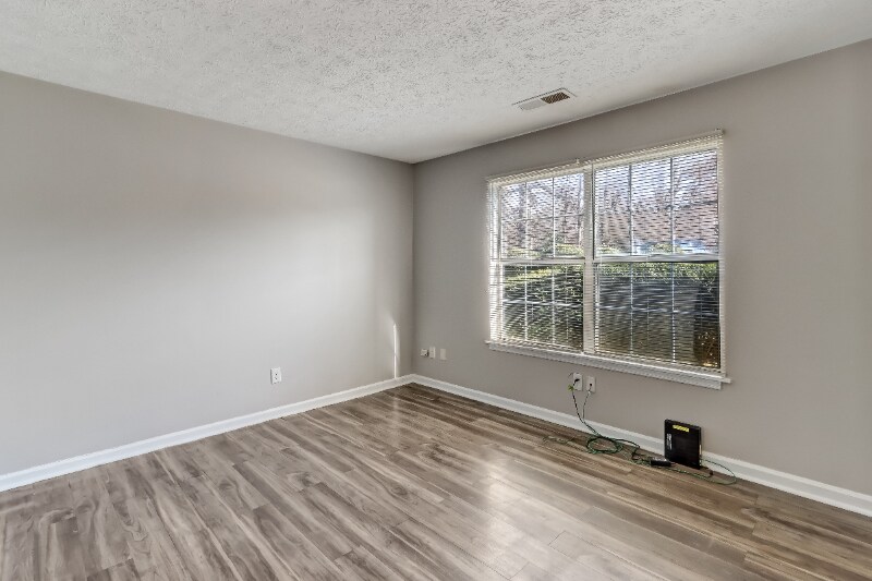 Building Photo - 4281 Grogan St