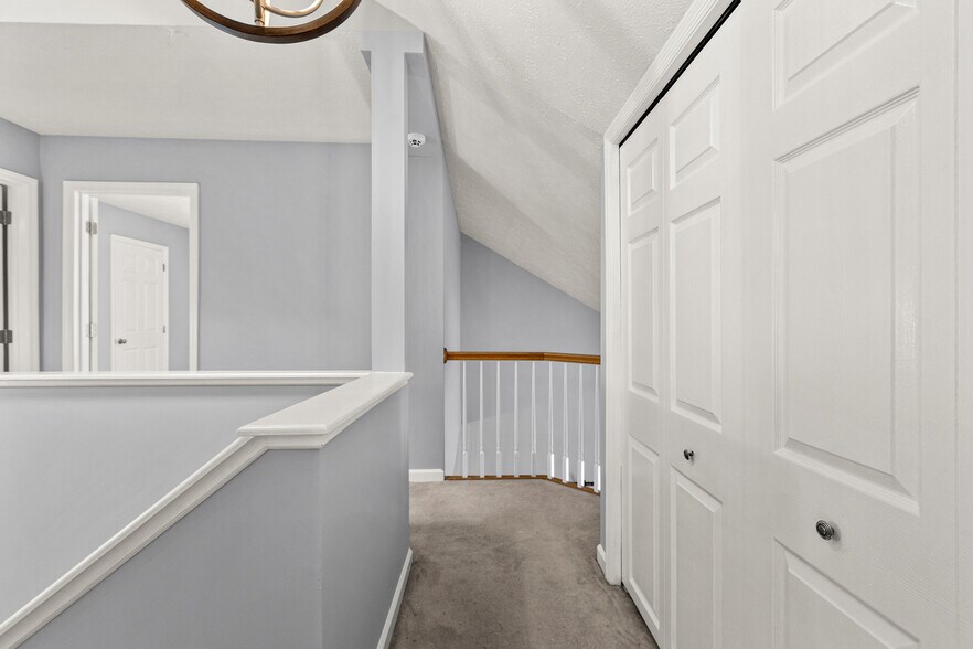 Upstairs Hallway - 1105 Jonestown Ln