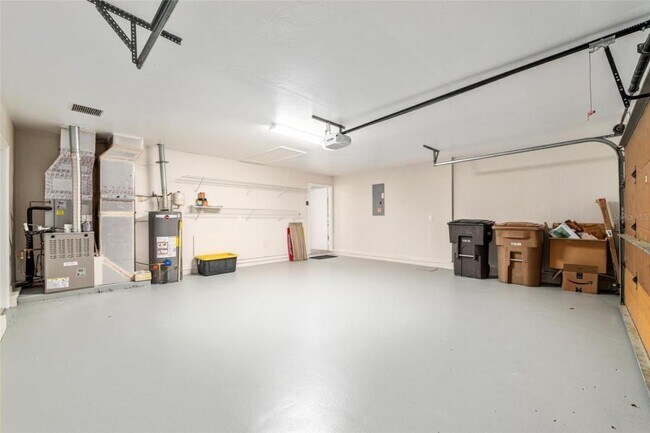 Building Photo - 4530 SE 14th St