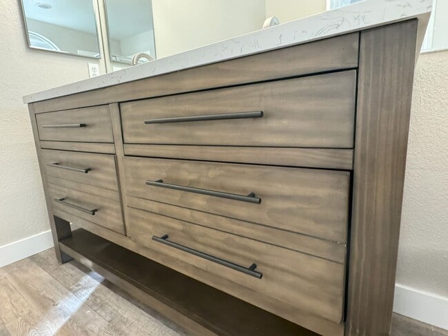 Building Photo - Newly Remolded Open Floor Plan One-Story 3 bedrooms & 2 Baths Home