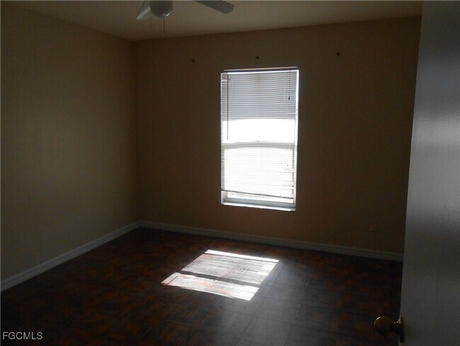 Building Photo - 3912 9th St SW