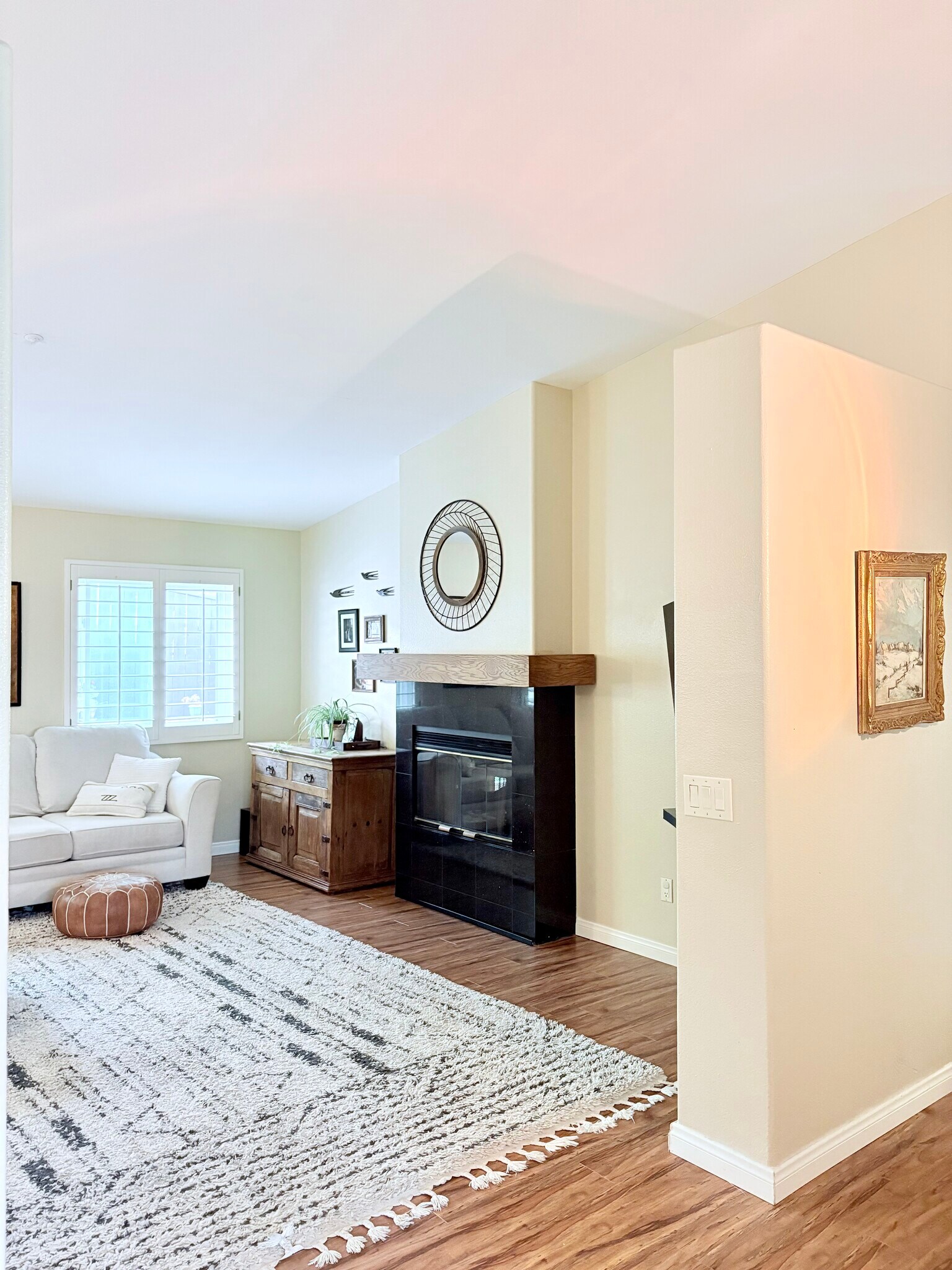 Building Photo - 709 Bozanich Cir
