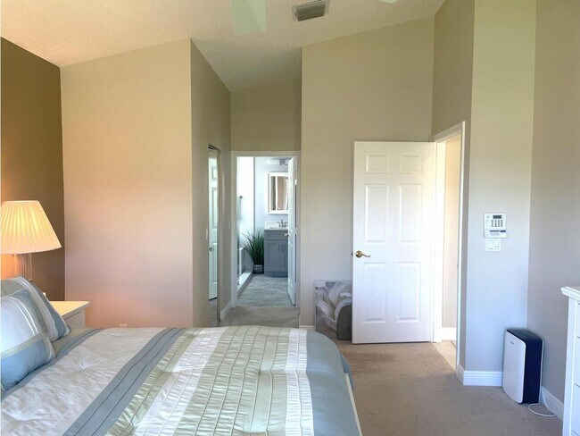 Building Photo - 9731 Cherry Blossom Ct