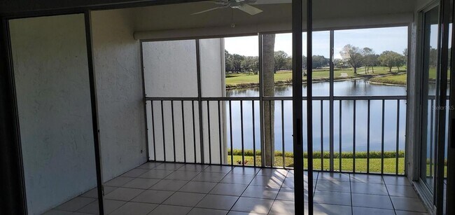 Building Photo - 5210 Wedgewood Ln