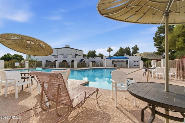 Building Photo - 4308 N Parkway Ave