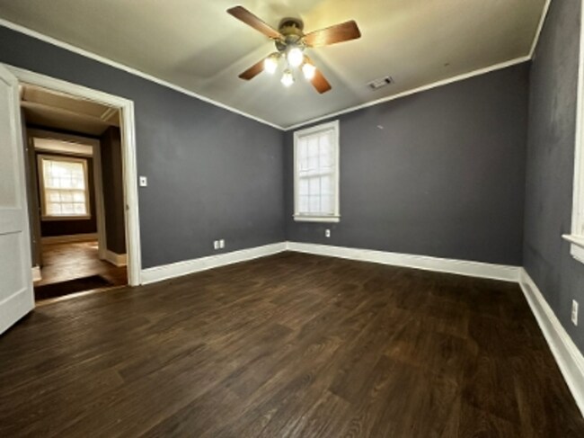 Building Photo - 3BR Home in Capitol Heights