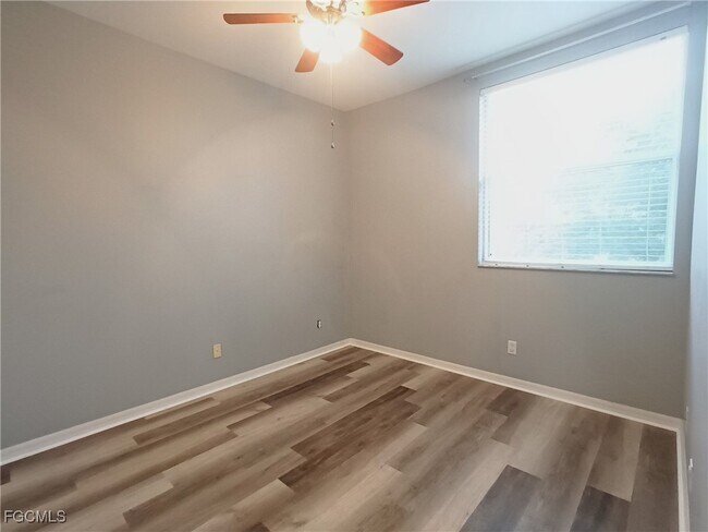 Building Photo - 4281 Bellasol Cir