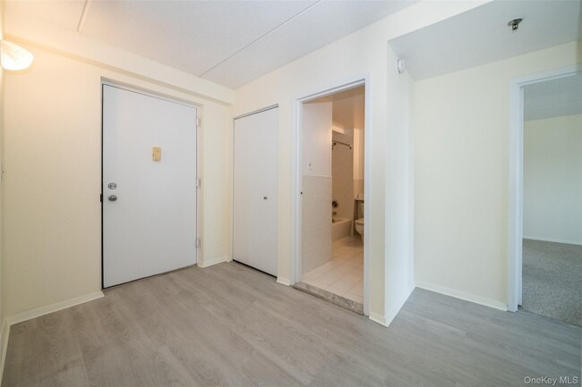 Building Photo - 123 Mamaroneck Ave