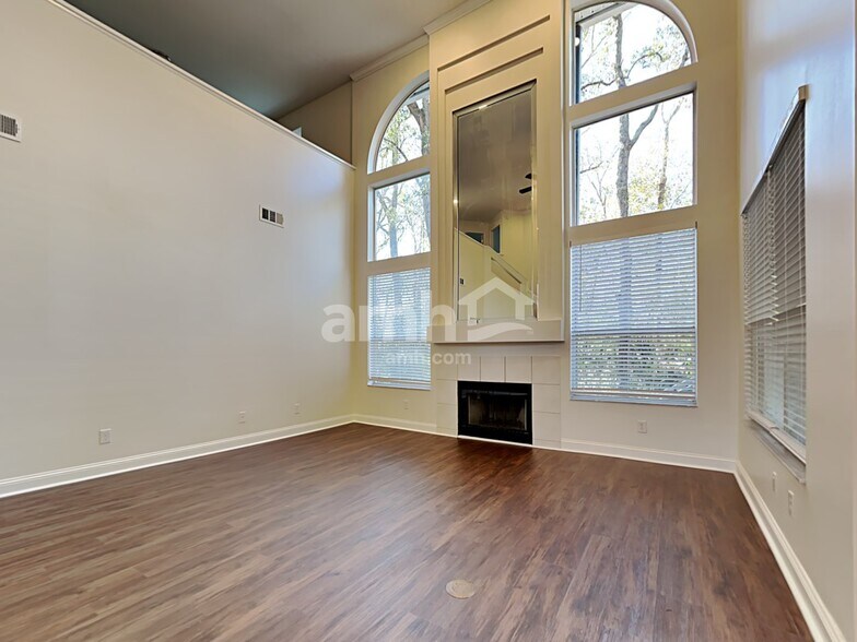 Building Photo - 4316 Hanover Park Dr