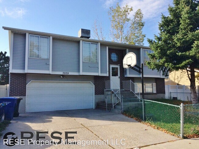 Primary Photo - 4 br, 1.5 bath House - 3939 W 5820 S