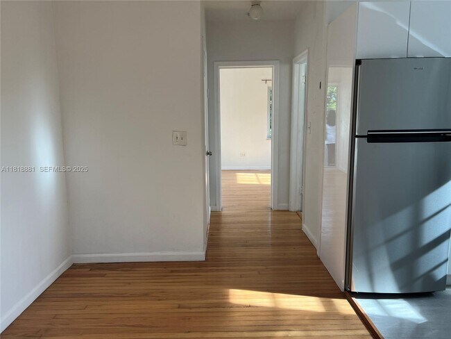 Building Photo - 440 NE 63rd St