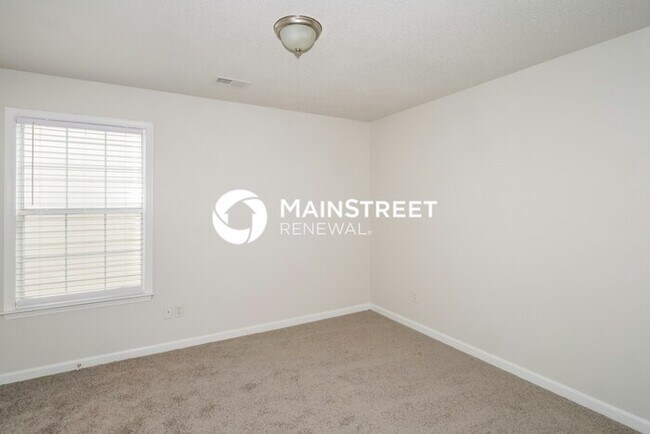 Building Photo - 3 Bedroom Pet-Friendly Home in CORDOVA, TN with Main Street Renewal