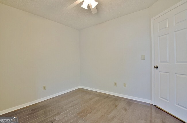 Building Photo - 315 Wood Ridge
