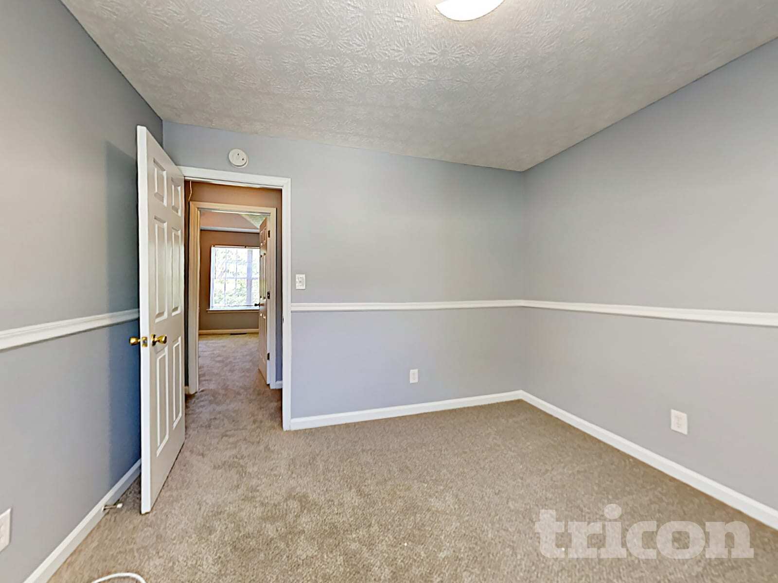 Building Photo - 432 Pine Valley Dr