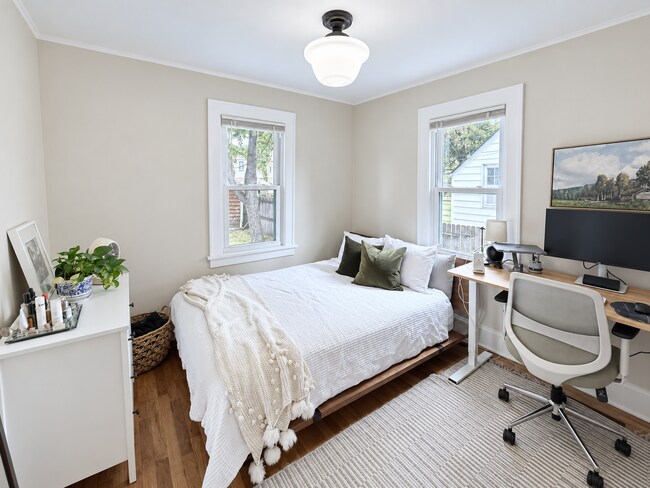 Building Photo - 5638 Wentworth Ave