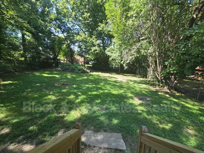 Building Photo - 326 Pickett Pl