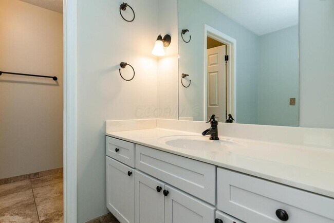 Building Photo - 2806 Downing Way