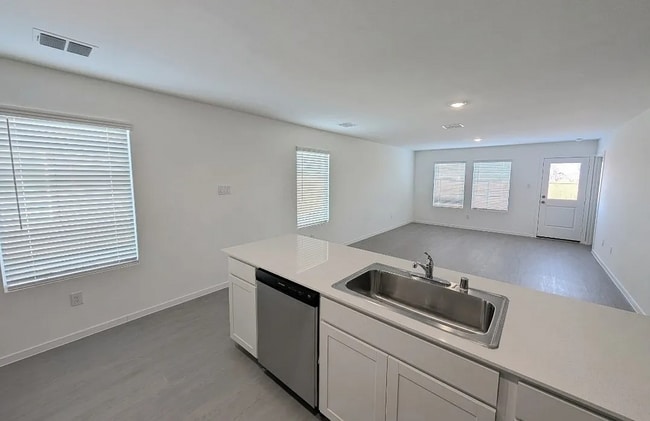 Building Photo - 3140 Burmese St