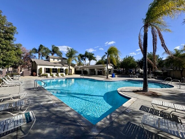 Building Photo - 1 bedroom Murrieta condo for LEASE with a ...