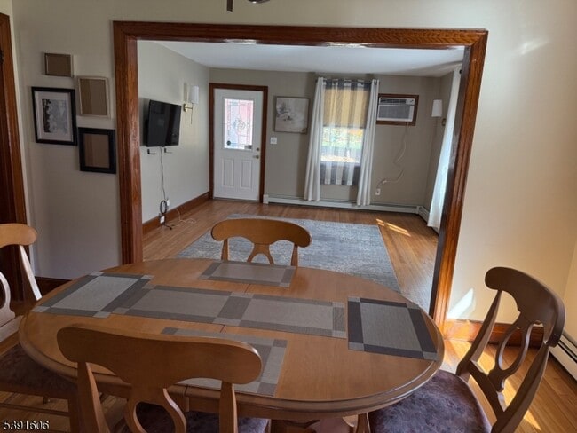 Building Photo - 73 Kiel Ave