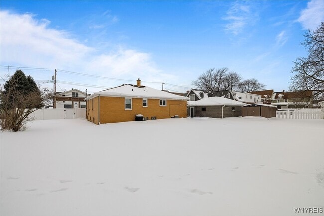 Building Photo - 133 Halstead Ave