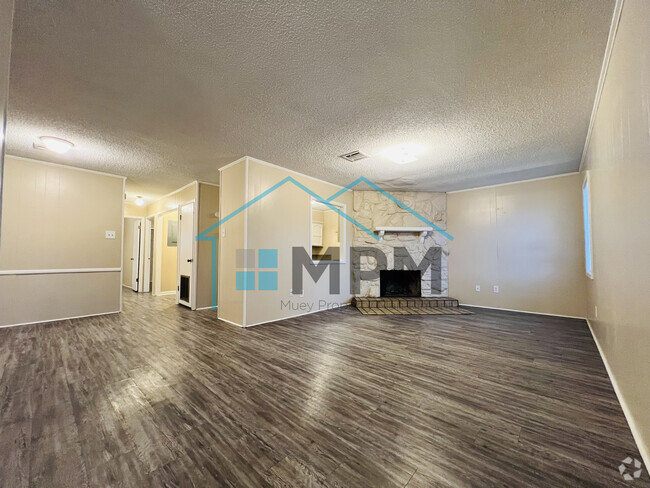 Building Photo - 125 Westridge Dr
