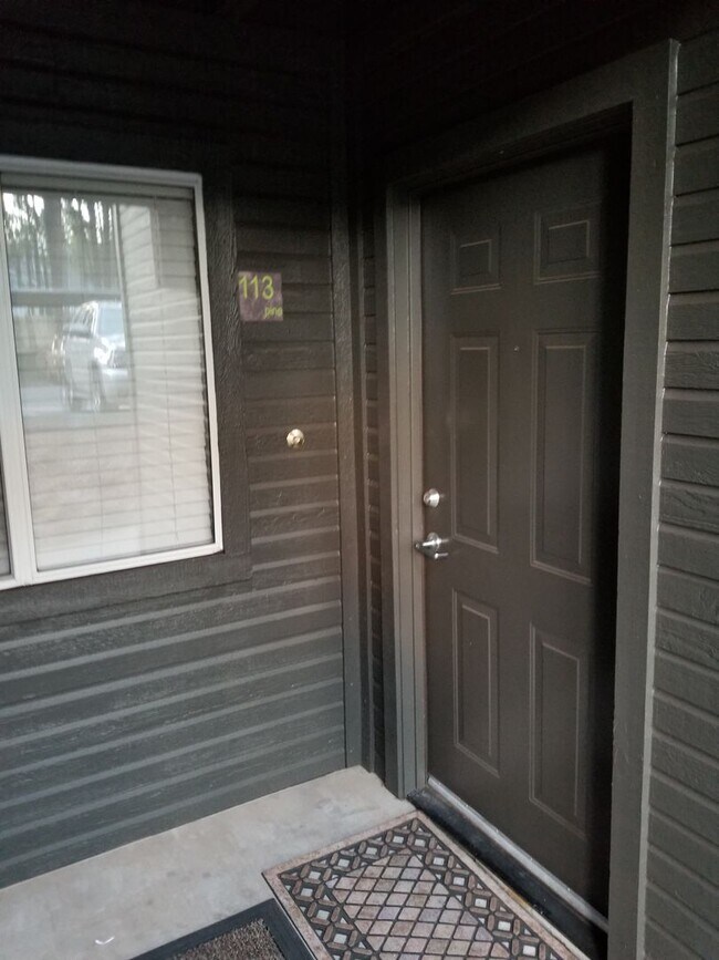 Building Photo - Upgraded West-Flagstaff Condo in the Arbor...