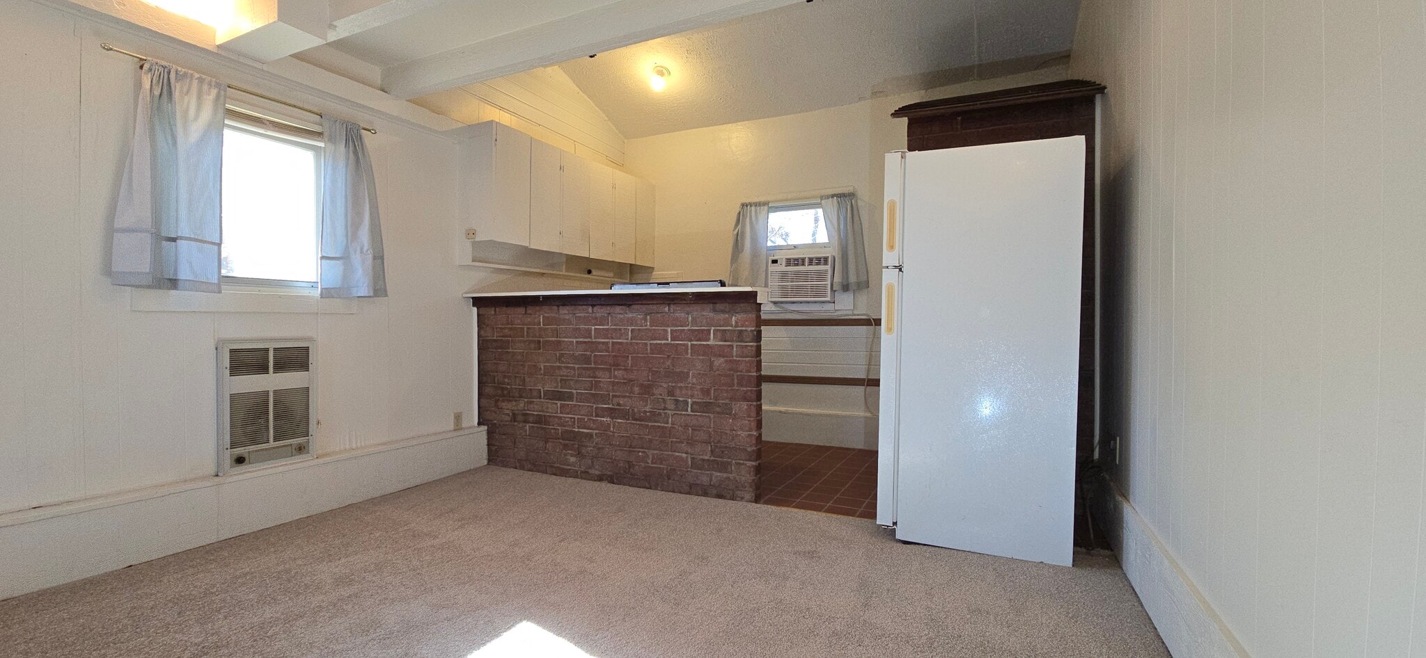 Building Photo - 511 N 4th St