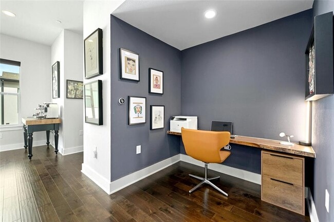 Building Photo - 4604 Longevity Dr