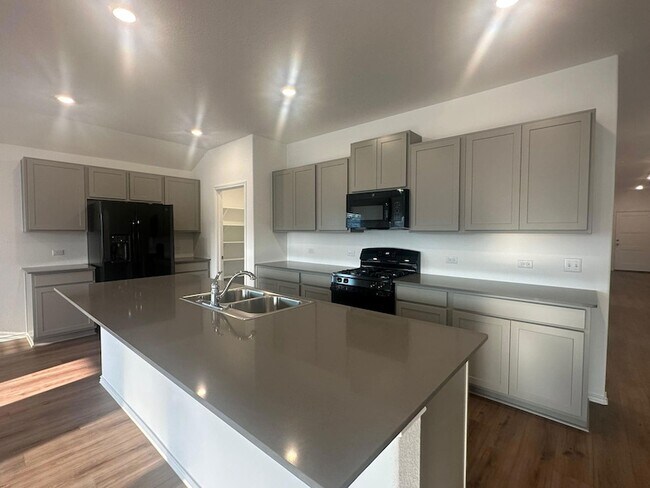 Building Photo - 167 Jeffers