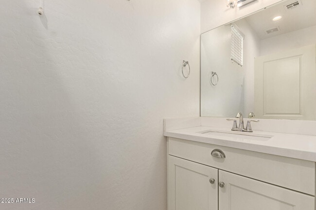 Building Photo - 2315 N 52nd St