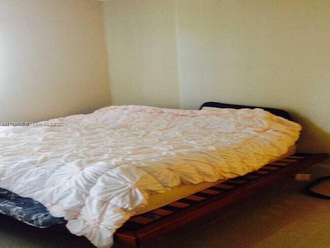 Building Photo - 4121 Stirling Rd