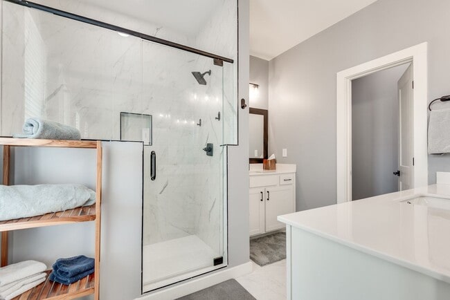 Building Photo - Newly Constructed 3/3.5 Home Minutes From ...