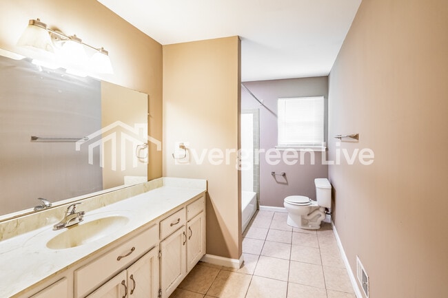 Building Photo - 1119 Startrek Ln