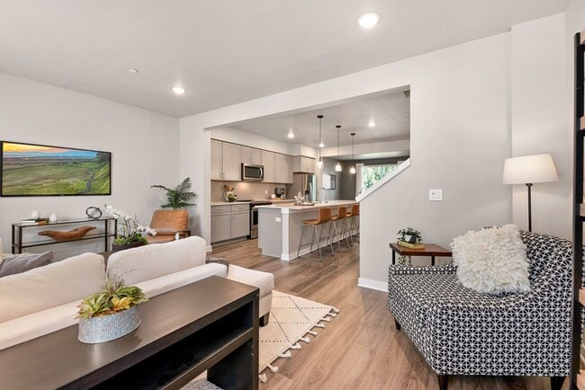 Building Photo - Tranquil Greenbelt Retreat – Stylish 3-Bed...
